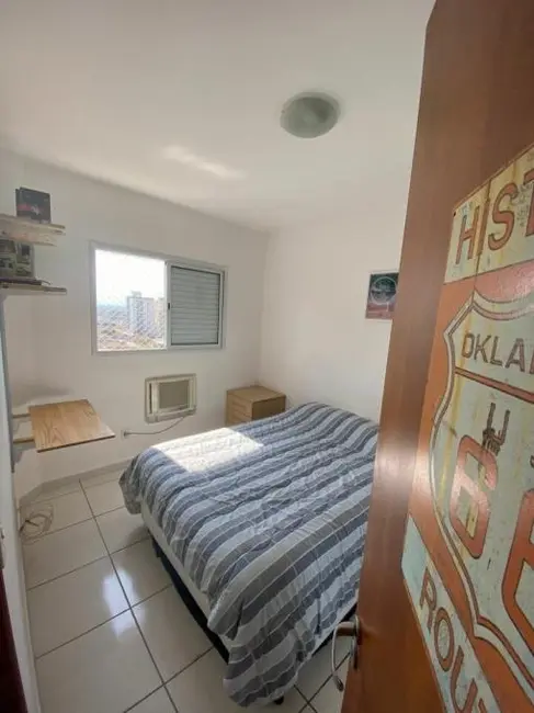 Apartamento com 2 quartos à venda, 80m2 em Guilhermina, Praia Grande - SP - imagem 8 Foto 8 de Apartamento com 2 quartos à venda, 80m2 em Guilhermina, Praia Grande - SP