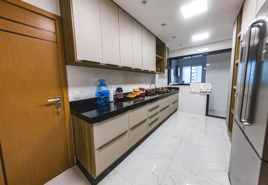 Foto 9 de Apartamento com 3 quartos à venda, 147m2 em Canto do Forte, Praia Grande - SP