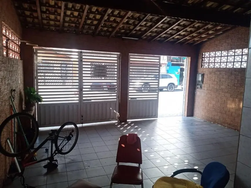 Foto 7 de Casa com 3 quartos à venda, 140m2 em Tupi, Praia Grande - SP