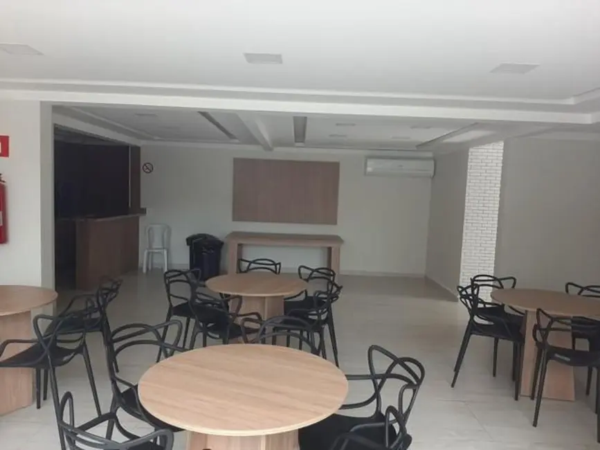 Foto 5 de Apartamento com 2 quartos para alugar, 65m2 em Guilhermina, Praia Grande - SP