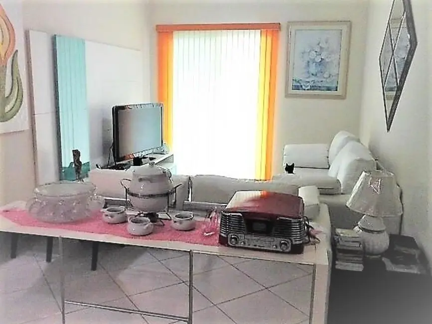 Apartamento com 3 quartos à venda, 114m2 em Tupi, Praia Grande - SP - imagem 9 Foto 9 de Apartamento com 3 quartos à venda, 114m2 em Tupi, Praia Grande - SP