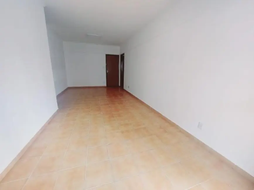 Apartamento com 2 quartos à venda, 85m2 em Guilhermina, Praia Grande - SP - imagem 6 Foto 6 de Apartamento com 2 quartos à venda, 85m2 em Guilhermina, Praia Grande - SP