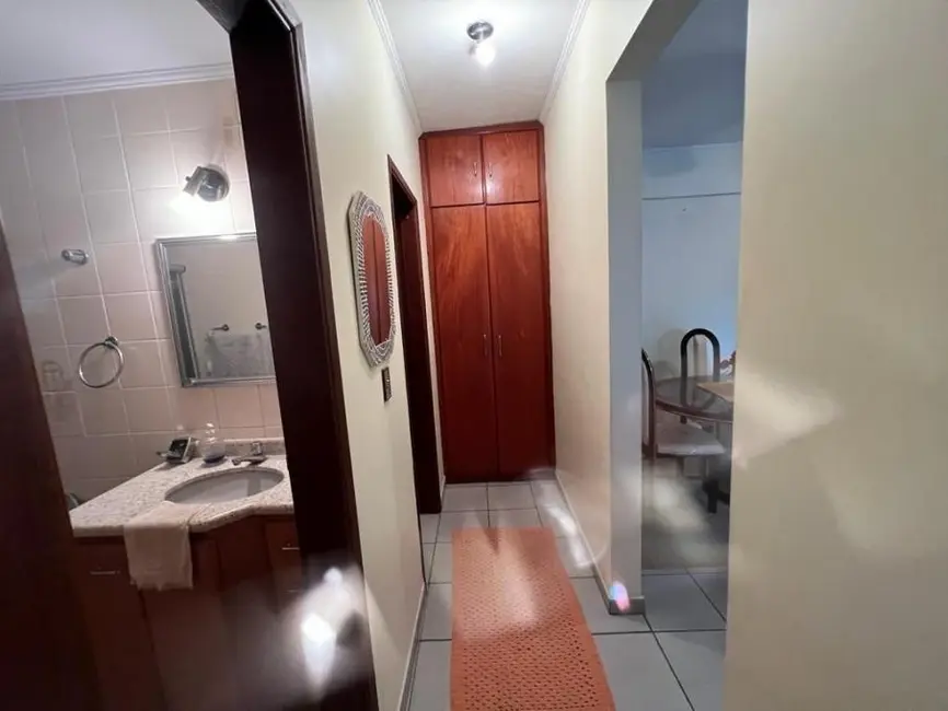 Foto 8 de Apartamento com 2 quartos à venda, 94m2 em Guilhermina, Praia Grande - SP