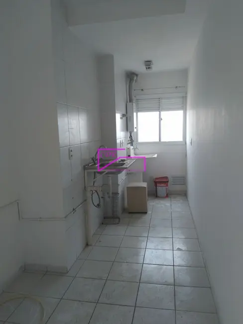 Foto 2 de Apartamento com 2 quartos para alugar, 47m2 em Jardim Castelo, São Paulo - SP