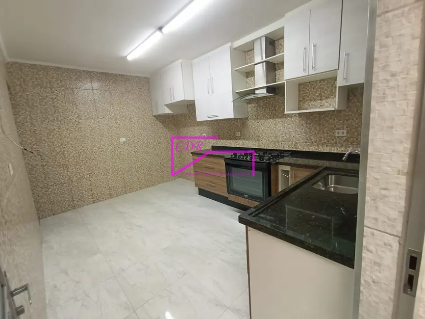 Foto 2 de Sobrado com 3 quartos para alugar, 150m2 em Jardim Três Marias, São Paulo - SP