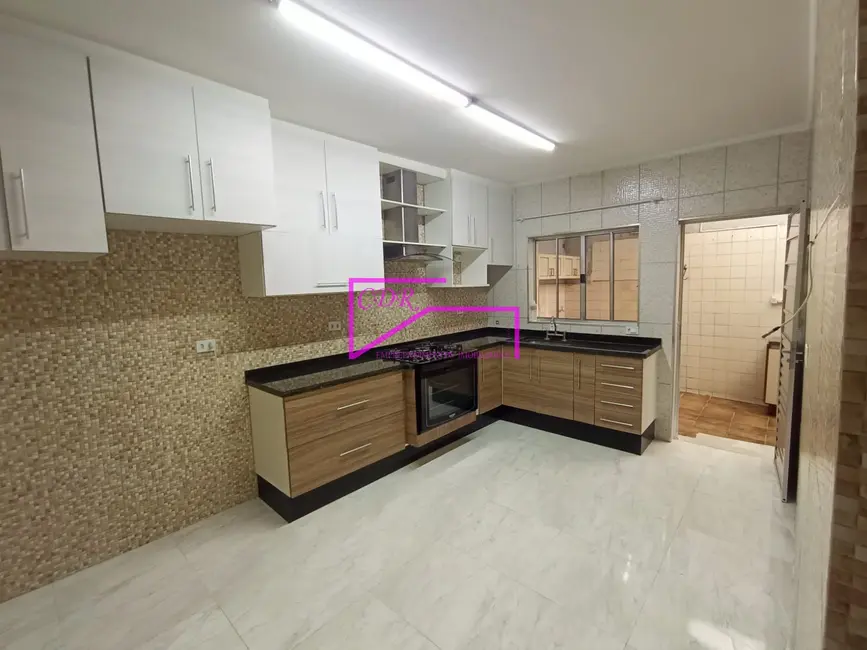 Foto 1 de Sobrado com 3 quartos para alugar, 150m2 em Jardim Três Marias, São Paulo - SP