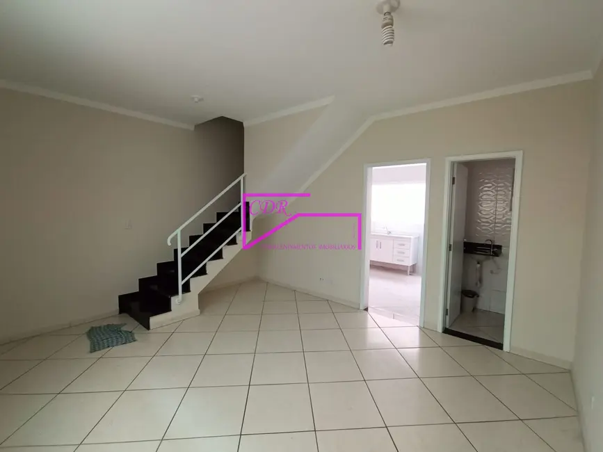 Foto 2 de Sobrado com 2 quartos para alugar, 66m2 em Parque Boturussu, São Paulo - SP