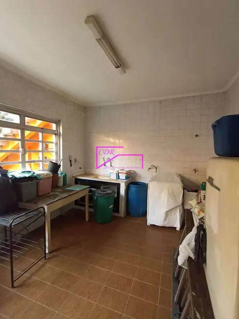 Casa com 5 quartos para alugar, 230m2 em Vila São Geraldo, São Paulo - SP - imagem 8 Foto 8 de Casa com 5 quartos para alugar, 230m2 em Vila São Geraldo, São Paulo - SP
