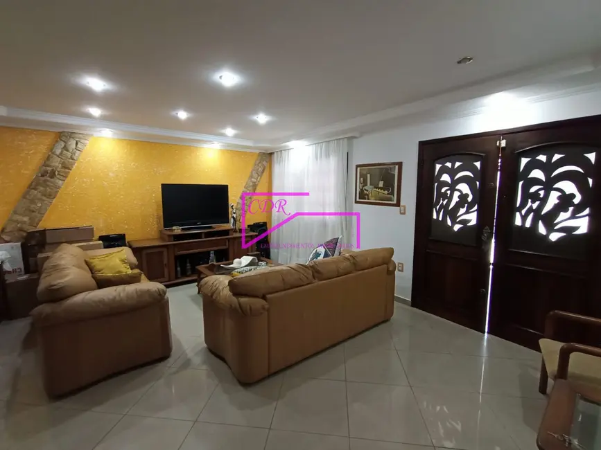 Foto 2 de Sobrado com 3 quartos para alugar, 160m2 em Vila Granada, São Paulo - SP