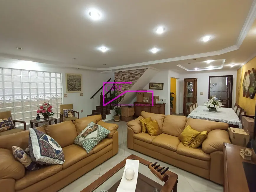 Foto 3 de Sobrado com 3 quartos para alugar, 160m2 em Vila Granada, São Paulo - SP