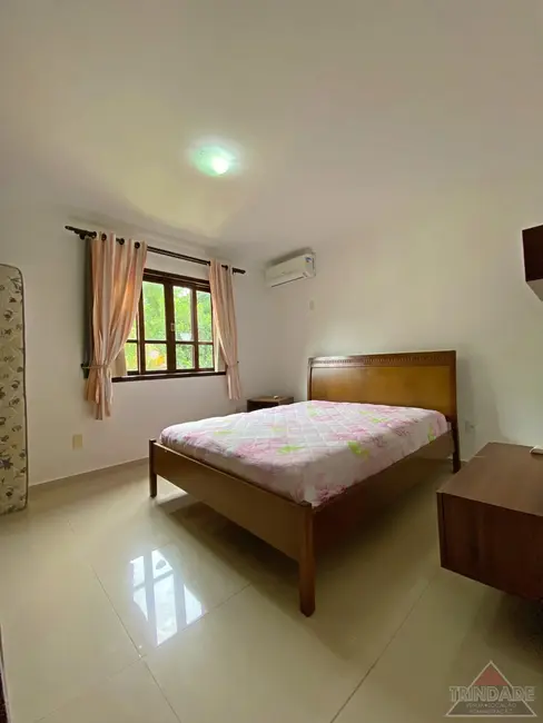 Casa de Condomínio com 4 quartos à venda, 738m2 em Vargem Grande, Rio De Janeiro - RJ - imagem 7 Foto 7 de Casa de Condomínio com 4 quartos à venda, 738m2 em Vargem Grande, Rio De Janeiro - RJ