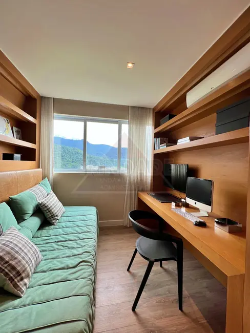 Foto 4 de Apartamento com 2 quartos à venda, 72m2 em Barra da Tijuca, Rio De Janeiro - RJ