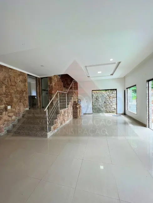 Casa de Condomínio com 4 quartos à venda, 380m2 em Recreio dos Bandeirantes, Rio De Janeiro - RJ - imagem 4 Foto 4 de Casa de Condomínio com 4 quartos à venda, 380m2 em Recreio dos Bandeirantes, Rio De Janeiro - RJ