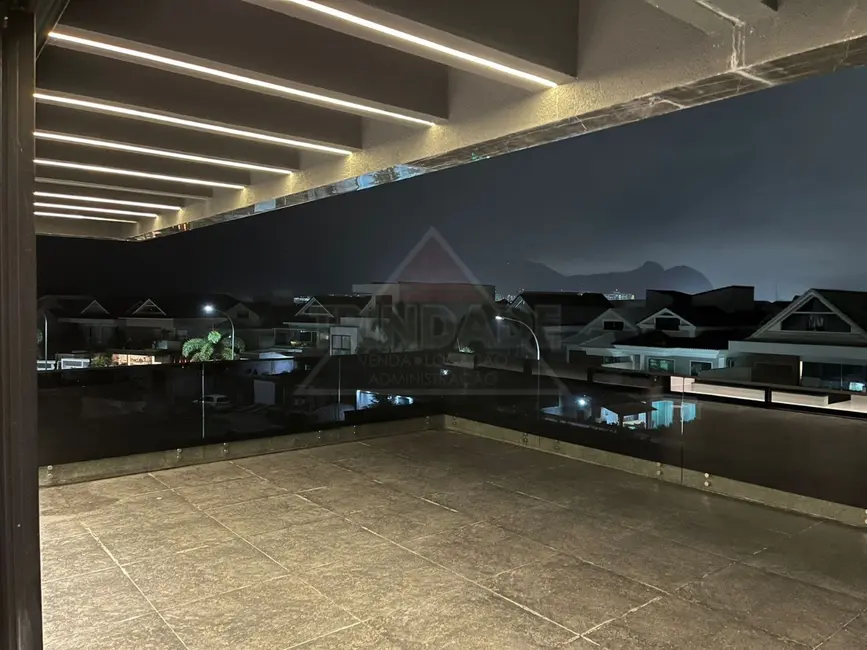 Casa de Condomínio com 5 quartos à venda, 500m2 em Recreio dos Bandeirantes, Rio De Janeiro - RJ - imagem 9 Foto 9 de Casa de Condomínio com 5 quartos à venda, 500m2 em Recreio dos Bandeirantes, Rio De Janeiro - RJ