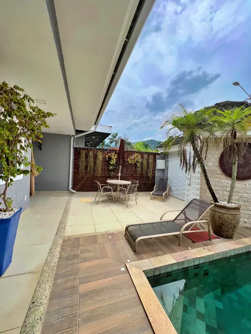 Casa de Condomínio com 3 quartos à venda, 143m2 em Vargem Grande, Rio De Janeiro - RJ - imagem 5 Foto 5 de Casa de Condomínio com 3 quartos à venda, 143m2 em Vargem Grande, Rio De Janeiro - RJ