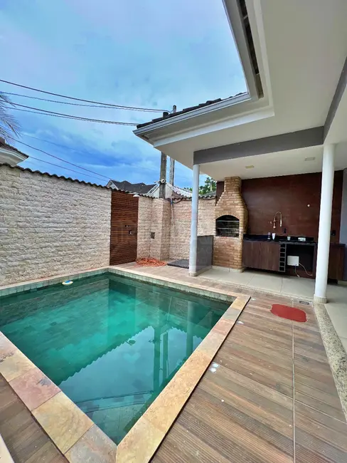 Casa de Condomínio com 3 quartos à venda, 143m2 em Vargem Grande, Rio De Janeiro - RJ - imagem 3 Foto 3 de Casa de Condomínio com 3 quartos à venda, 143m2 em Vargem Grande, Rio De Janeiro - RJ