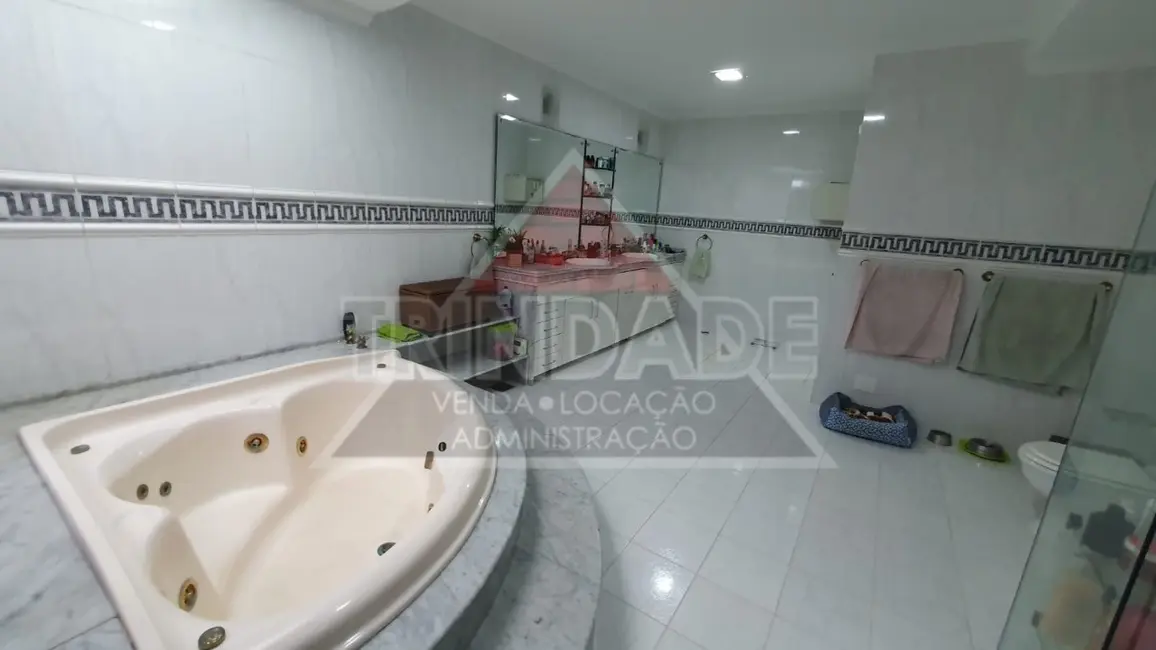 Casa de Condomínio com 6 quartos à venda, 573m2 em Vargem Grande, Rio De Janeiro - RJ - imagem 5 Foto 5 de Casa de Condomínio com 6 quartos à venda, 573m2 em Vargem Grande, Rio De Janeiro - RJ