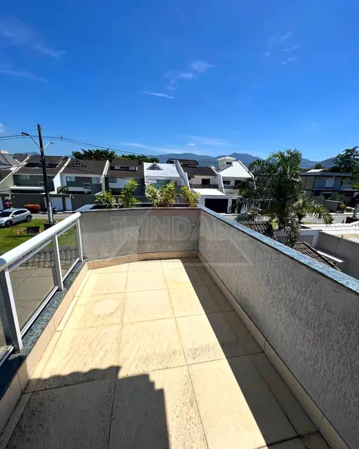 Casa com 3 quartos à venda, 300m2 em Recreio dos Bandeirantes, Rio De Janeiro - RJ - imagem 6 Foto 6 de Casa com 3 quartos à venda, 300m2 em Recreio dos Bandeirantes, Rio De Janeiro - RJ