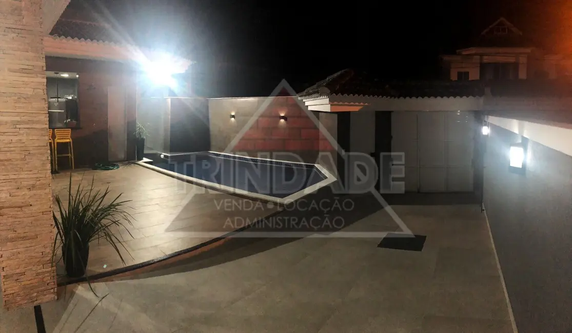 Foto 3 de Casa de Condomínio com 3 quartos à venda, 200m2 em Vargem Pequena, Rio De Janeiro - RJ