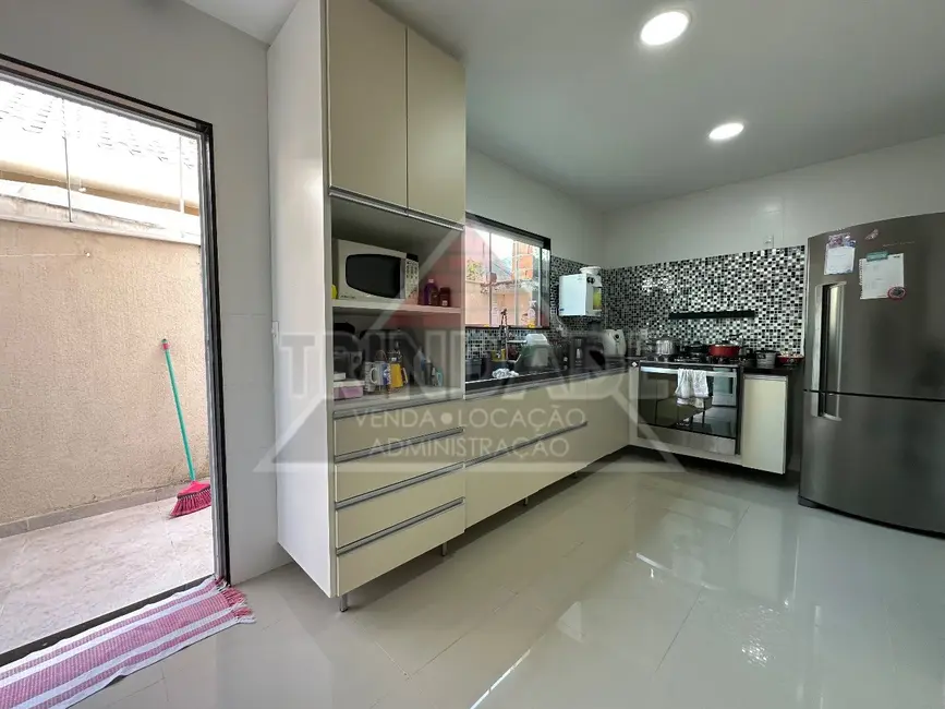 Casa com 4 quartos à venda, 180m2 em Vargem Pequena, Rio De Janeiro - RJ - imagem 6 Foto 6 de Casa com 4 quartos à venda, 180m2 em Vargem Pequena, Rio De Janeiro - RJ