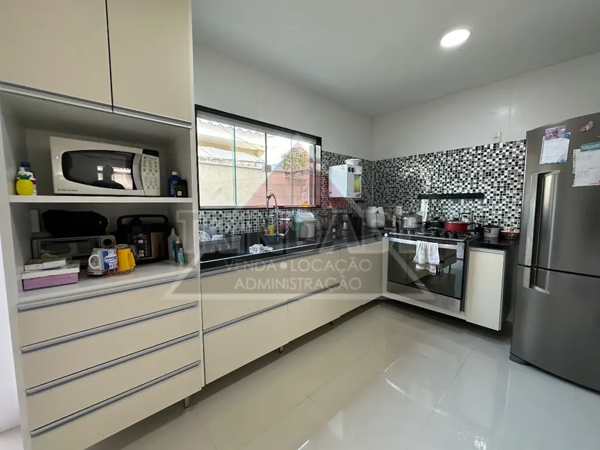 Casa com 4 quartos à venda, 180m2 em Vargem Pequena, Rio De Janeiro - RJ - imagem 7 Foto 7 de Casa com 4 quartos à venda, 180m2 em Vargem Pequena, Rio De Janeiro - RJ