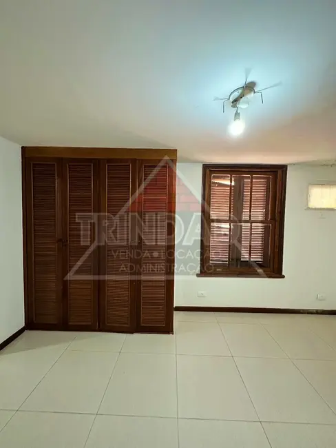 Casa com 4 quartos à venda, 220m2 em Recreio dos Bandeirantes, Rio De Janeiro - RJ - imagem 5 Foto 5 de Casa com 4 quartos à venda, 220m2 em Recreio dos Bandeirantes, Rio De Janeiro - RJ