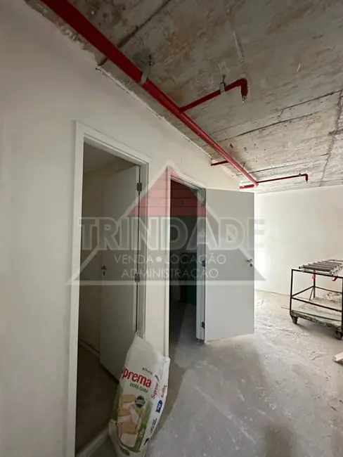 Sala Comercial à venda, 139m2 em Recreio dos Bandeirantes, Rio De Janeiro - RJ - imagem 4 Foto 4 de Sala Comercial à venda, 139m2 em Recreio dos Bandeirantes, Rio De Janeiro - RJ