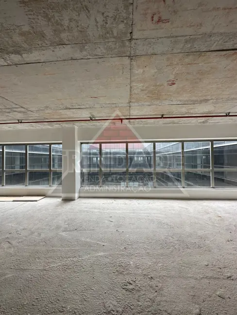 Sala Comercial à venda, 139m2 em Recreio dos Bandeirantes, Rio De Janeiro - RJ - imagem 3 Foto 3 de Sala Comercial à venda, 139m2 em Recreio dos Bandeirantes, Rio De Janeiro - RJ