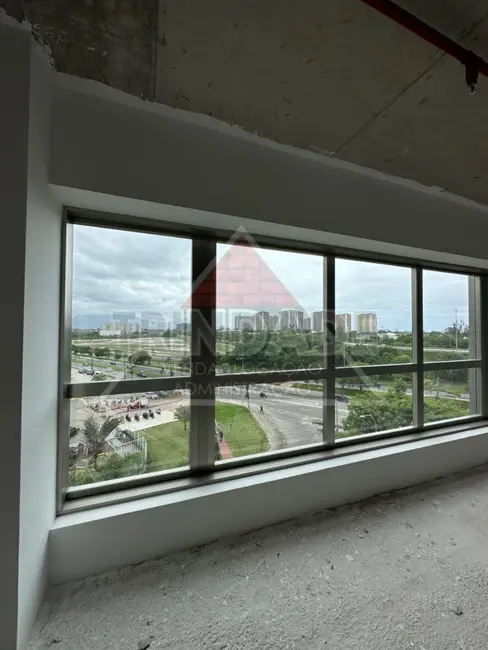 Sala Comercial à venda, 306m2 em Recreio dos Bandeirantes, Rio De Janeiro - RJ - imagem 8 Foto 8 de Sala Comercial à venda, 306m2 em Recreio dos Bandeirantes, Rio De Janeiro - RJ