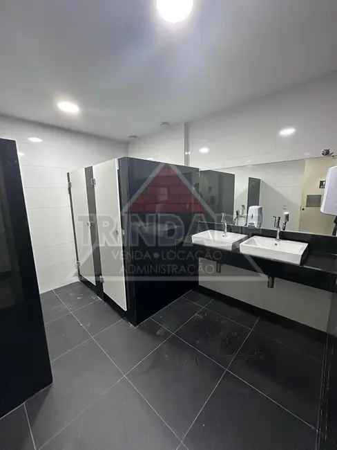 Sala Comercial para alugar, 527m2 em Recreio dos Bandeirantes, Rio De Janeiro - RJ - imagem 9 Foto 9 de Sala Comercial para alugar, 527m2 em Recreio dos Bandeirantes, Rio De Janeiro - RJ