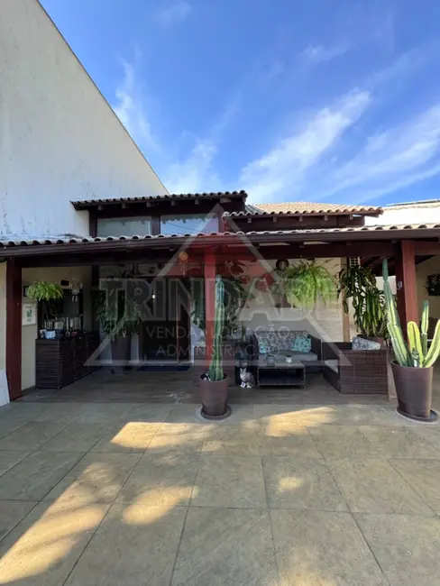Foto 2 de Casa de Condomínio com 3 quartos à venda, 200m2 em Recreio dos Bandeirantes, Rio De Janeiro - RJ