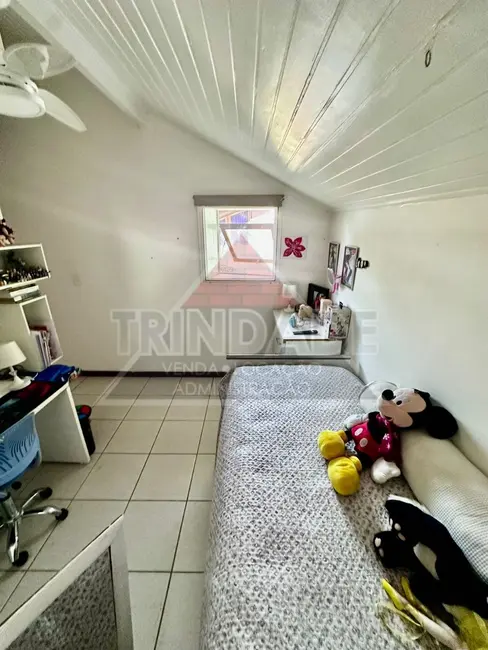 Casa de Condomínio com 3 quartos à venda, 130m2 em Vargem Grande, Rio De Janeiro - RJ - imagem 5 Foto 5 de Casa de Condomínio com 3 quartos à venda, 130m2 em Vargem Grande, Rio De Janeiro - RJ