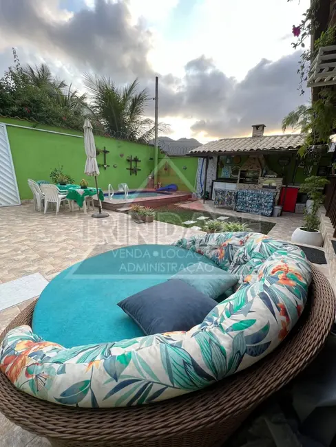 Casa de Condomínio com 4 quartos à venda, 200m2 em Vargem Grande, Rio De Janeiro - RJ - imagem 5 Foto 5 de Casa de Condomínio com 4 quartos à venda, 200m2 em Vargem Grande, Rio De Janeiro - RJ