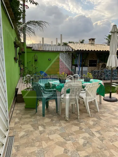 Casa de Condomínio com 4 quartos à venda, 200m2 em Vargem Grande, Rio De Janeiro - RJ - imagem 4 Foto 4 de Casa de Condomínio com 4 quartos à venda, 200m2 em Vargem Grande, Rio De Janeiro - RJ