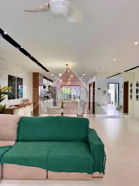 Casa de Condomínio com 4 quartos à venda, 483m2 em Vargem Grande, Rio De Janeiro - RJ - imagem 7 Foto 7 de Casa de Condomínio com 4 quartos à venda, 483m2 em Vargem Grande, Rio De Janeiro - RJ