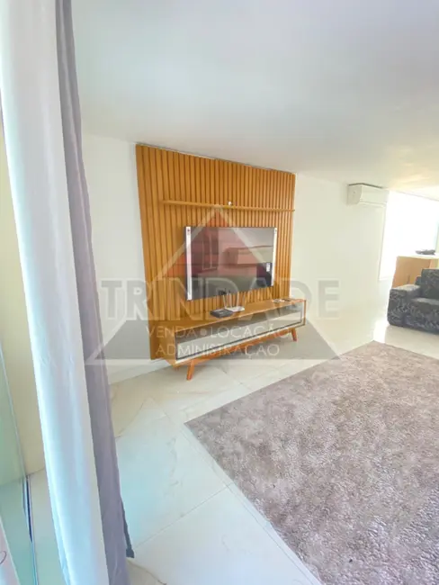 Foto 3 de Casa de Condomínio com 5 quartos à venda e para alugar, 600m2 em Vargem Grande, Rio De Janeiro - RJ