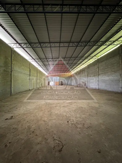 Foto 2 de Armazém / Galpão para alugar, 750m2 em Guaratiba, Rio De Janeiro - RJ