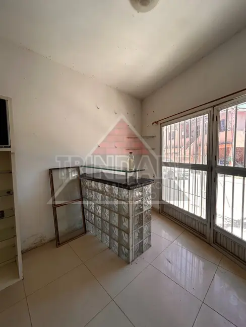 Sala Comercial para alugar, 30m2 em Guaratiba, Rio De Janeiro - RJ - imagem 3 Foto 3 de Sala Comercial para alugar, 30m2 em Guaratiba, Rio De Janeiro - RJ