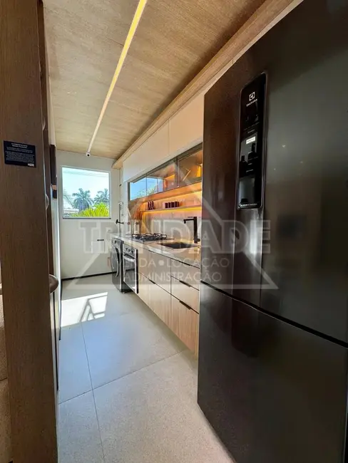 Foto 2 de Apartamento com 2 quartos à venda, 37m2 em Curicica, Rio De Janeiro - RJ