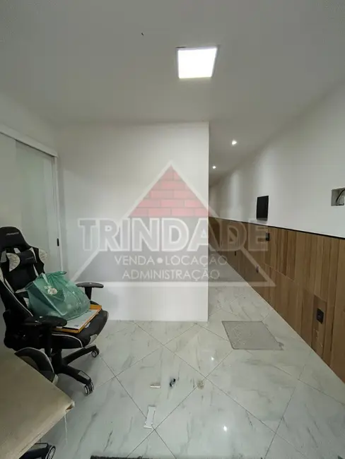 Sala Comercial para alugar, 40m2 em Recreio dos Bandeirantes, Rio De Janeiro - RJ - imagem 4 Foto 4 de Sala Comercial para alugar, 40m2 em Recreio dos Bandeirantes, Rio De Janeiro - RJ