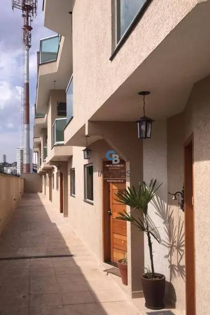 Sobrado com 3 quartos à venda, 180m2 em Vila Nova Manchester, São Paulo - SP - imagem 2 Foto 2 de Sobrado com 3 quartos à venda, 180m2 em Vila Nova Manchester, São Paulo - SP