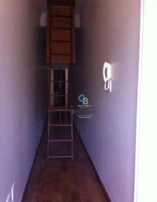 Sobrado com 3 quartos à venda, 330m2 em Vila Santo Estevão, São Paulo - SP - imagem 8 Foto 8 de Sobrado com 3 quartos à venda, 330m2 em Vila Santo Estevão, São Paulo - SP