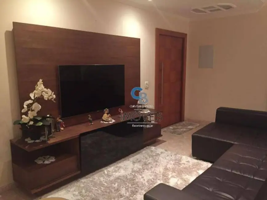 Sobrado com 3 quartos à venda, 100m2 em Cidade Mãe do Céu, São Paulo - SP - imagem 2 Foto 2 de Sobrado com 3 quartos à venda, 100m2 em Cidade Mãe do Céu, São Paulo - SP