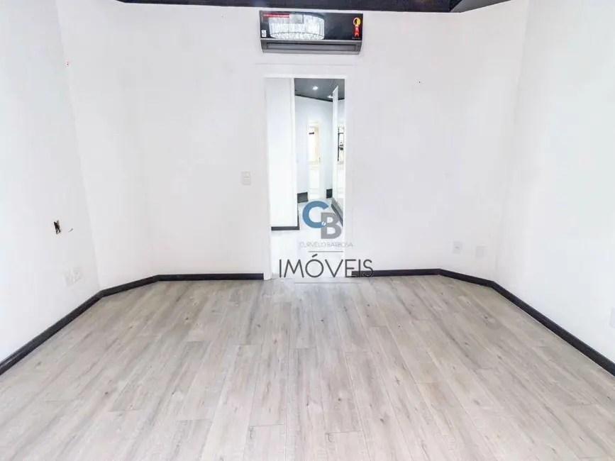 Cobertura com 3 quartos à venda, 337m2 em Vila Regente Feijó, São Paulo - SP - imagem 2 Foto 2 de Cobertura com 3 quartos à venda, 337m2 em Vila Regente Feijó, São Paulo - SP