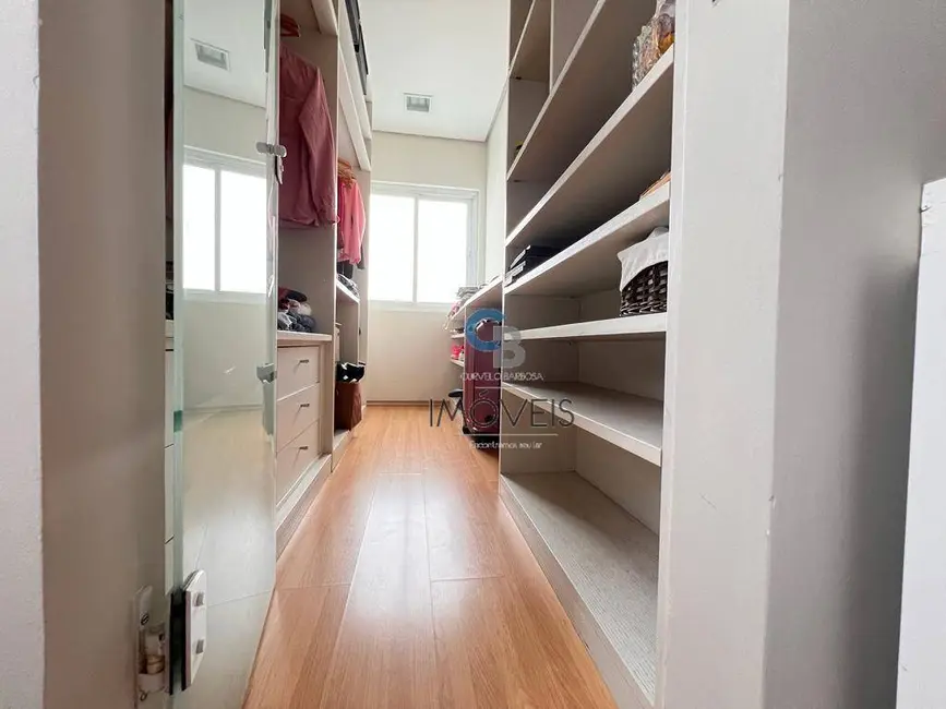 Sobrado com 3 quartos à venda e para alugar, 335m2 em Água Rasa, São Paulo - SP - imagem 5 Foto 5 de Sobrado com 3 quartos à venda e para alugar, 335m2 em Água Rasa, São Paulo - SP