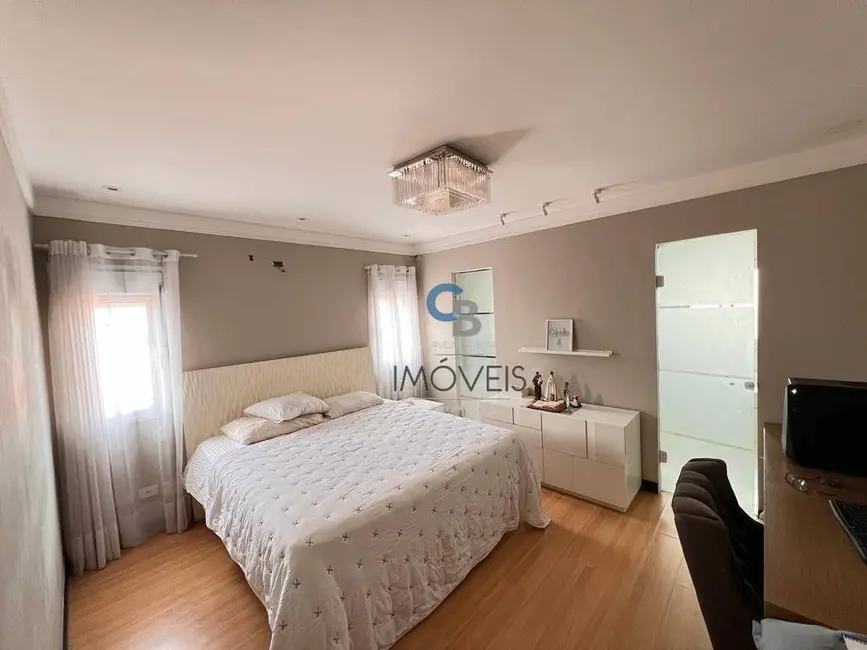 Sobrado com 3 quartos à venda e para alugar, 335m2 em Água Rasa, São Paulo - SP - imagem 4 Foto 4 de Sobrado com 3 quartos à venda e para alugar, 335m2 em Água Rasa, São Paulo - SP