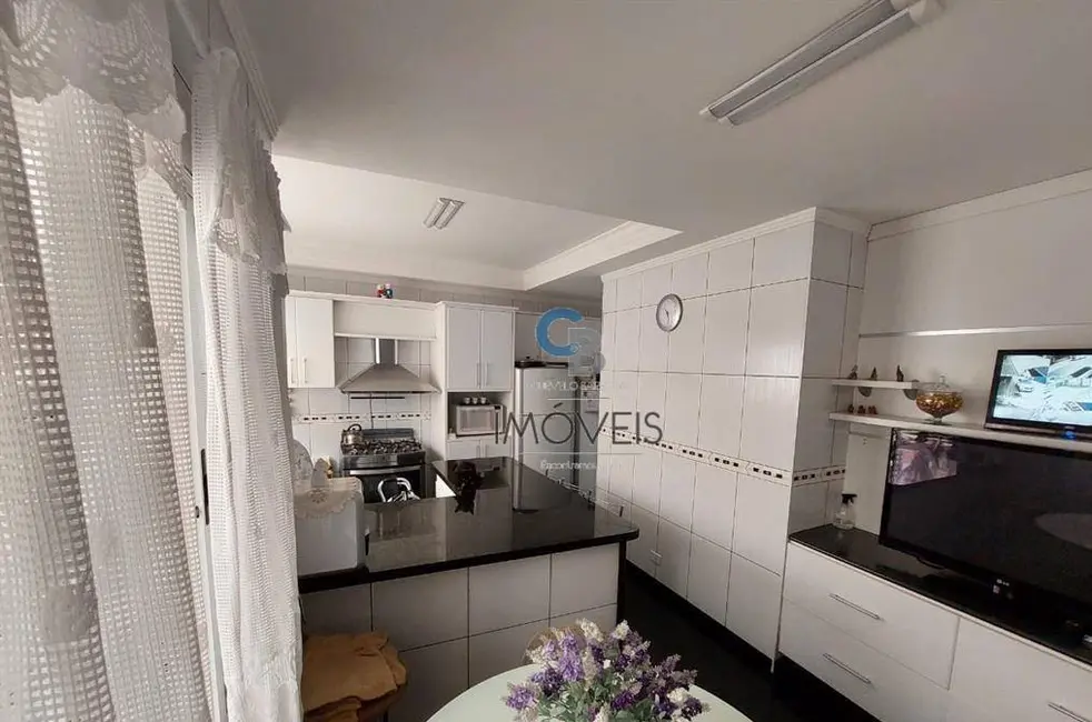 Sobrado com 4 quartos à venda, 200m2 em Vila Fernandes, São Paulo - SP - imagem 3 Foto 3 de Sobrado com 4 quartos à venda, 200m2 em Vila Fernandes, São Paulo - SP