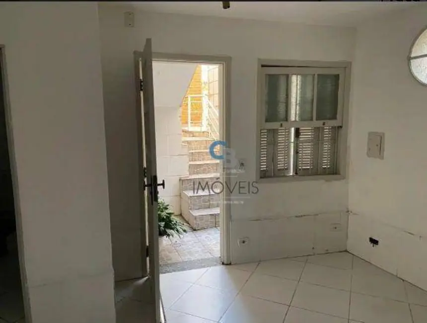 Foto 2 de Casa com 3 quartos à venda, 203m2 em Cidade Mãe do Céu, São Paulo - SP