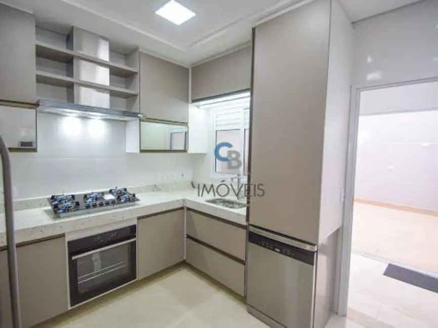 Sobrado com 4 quartos à venda, 175m2 em Vila Dom Pedro I, São Paulo - SP - imagem 9 Foto 9 de Sobrado com 4 quartos à venda, 175m2 em Vila Dom Pedro I, São Paulo - SP