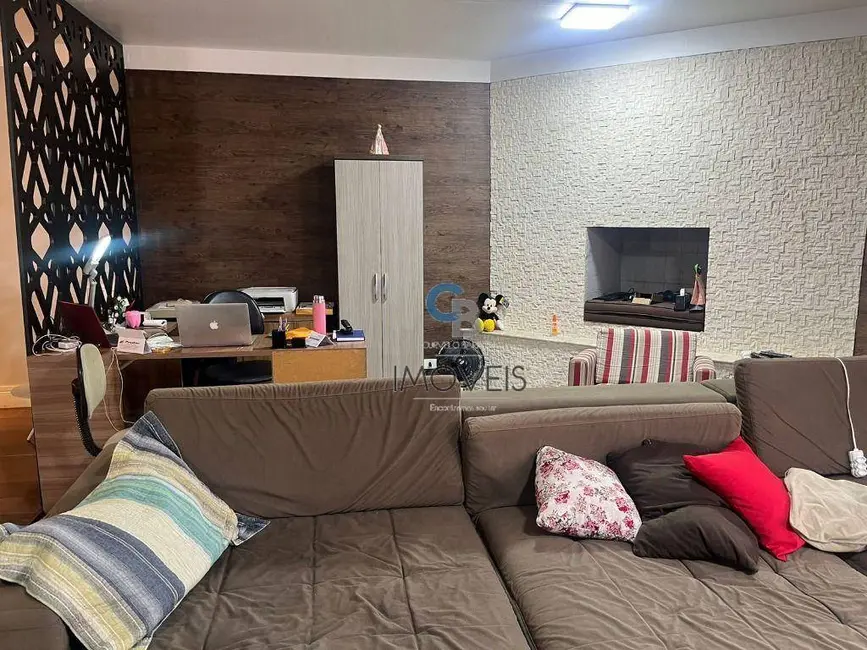 Casa com 4 quartos à venda, 340m2 em Vila Mafra, São Paulo - SP - imagem 3 Foto 3 de Casa com 4 quartos à venda, 340m2 em Vila Mafra, São Paulo - SP